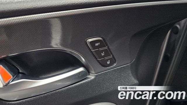 Hyundai Santa Fe Diesel 2.2 2WD Prestige 2021 — фото 36