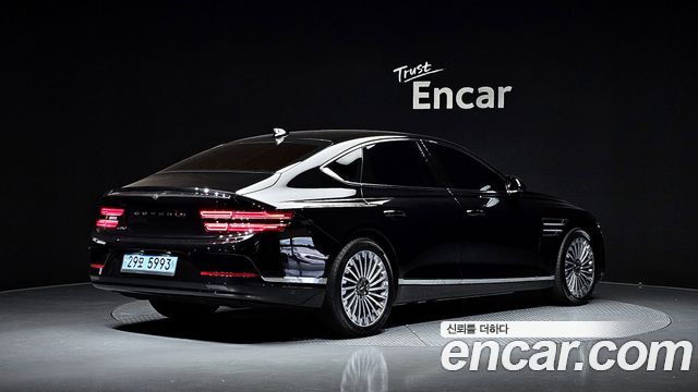 Genesis Electrified G80 (RG3) e-AWD 2022 — фото 2