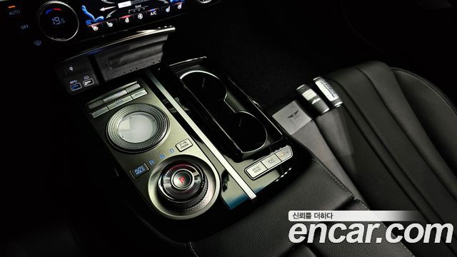 Genesis Electrified G80 (RG3) e-AWD 2022 — фото 9