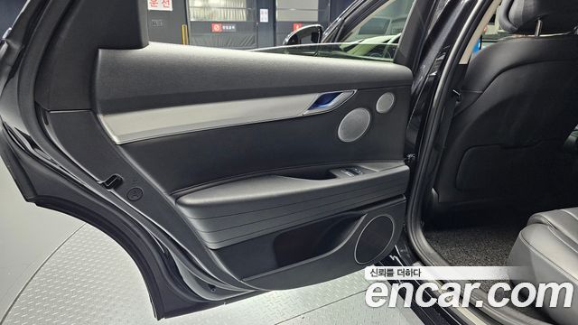 Genesis Electrified G80 (RG3) e-AWD 2022 — фото 31