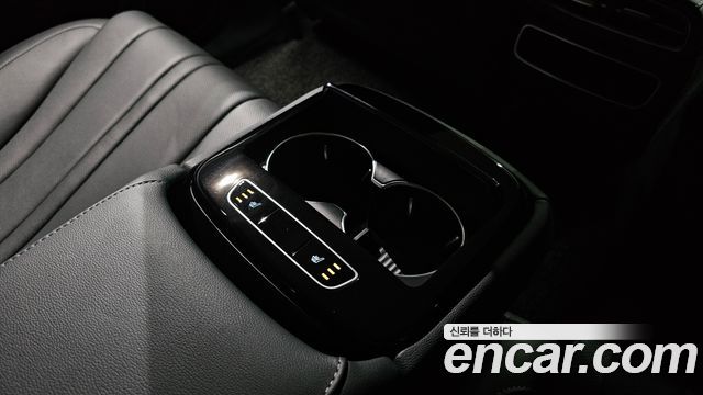 Genesis Electrified G80 (RG3) e-AWD 2022 — фото 38