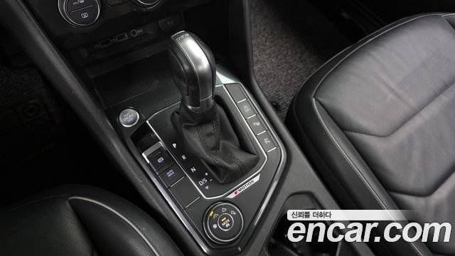 Volkswagen Tiguan (II) 2.0 TDI 4Motion Prestige 2018 — фото 9