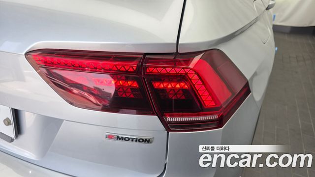 Volkswagen Tiguan (II) 2.0 TDI 4Motion Prestige 2018 — фото 23