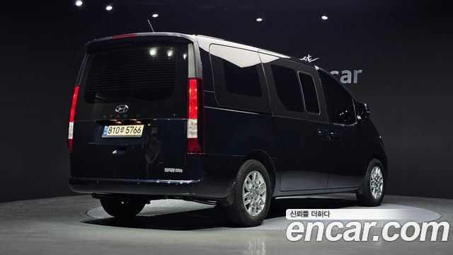 Hyundai Staria Cargo 5-Seater Modern 2022 — фото 2