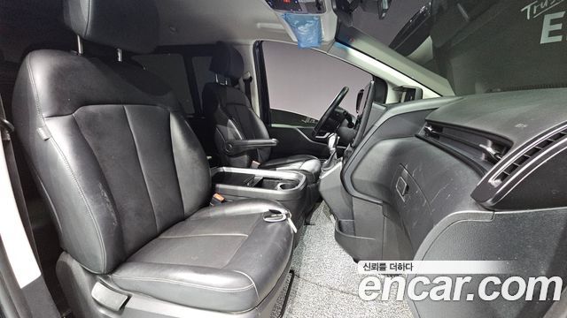 Hyundai Staria Cargo 5-Seater Modern 2022 — фото 10