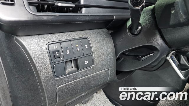 Hyundai Staria Cargo 5-Seater Modern 2022 — фото 26