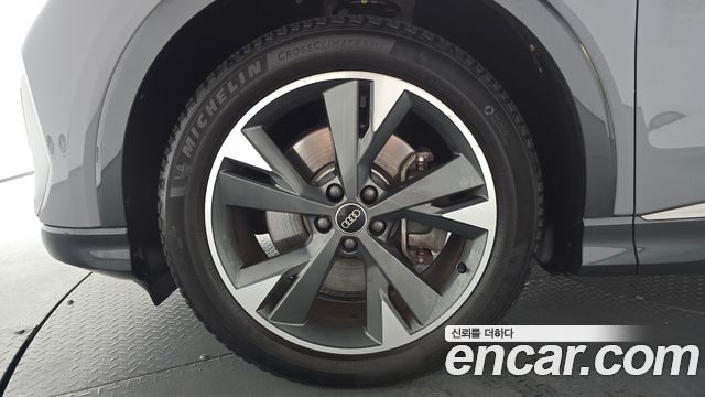 Audi Q4 e-tron (F4) 40 Premium 2022 — фото 5