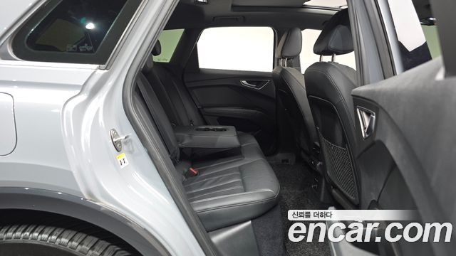Audi Q4 e-tron (F4) 40 Premium 2022 — фото 16