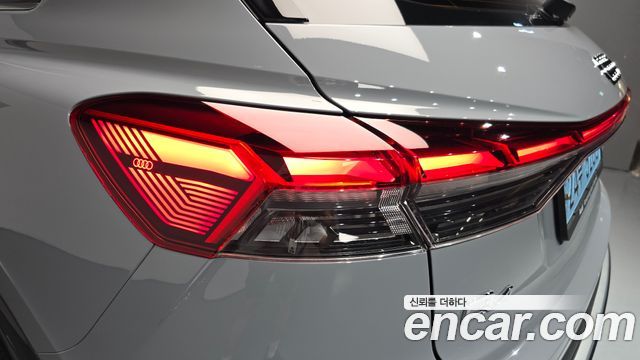 Audi Q4 e-tron (F4) 40 Premium 2022 — фото 29
