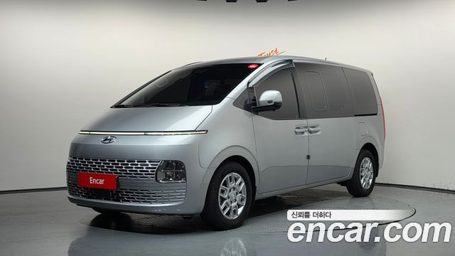 Hyundai Staria Cargo 5-Seater Modern 2022 — фото 1