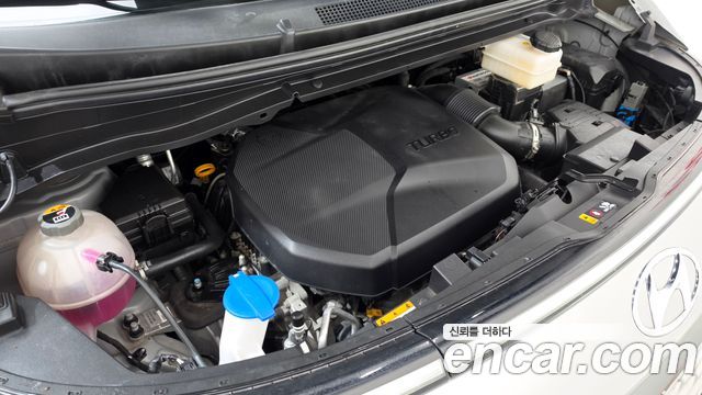 Hyundai Staria Cargo 5-Seater Modern 2022 — фото 6