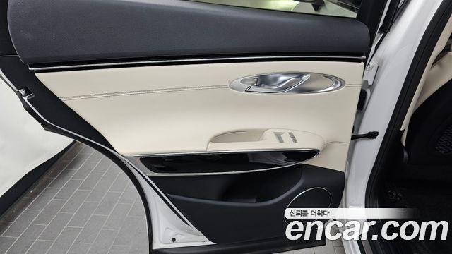 Genesis GV70 2.5T Gasoline AWD 2023 — фото 25