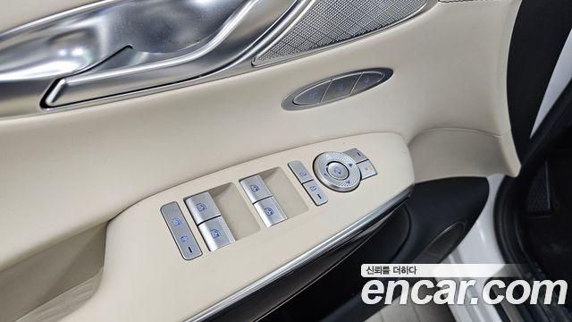 Genesis GV70 2.5T Gasoline AWD 2023 — фото 29