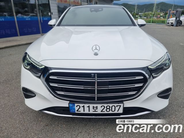 Mercedes-Benz E-Class (W214) E300 4MATIC Exclusive 2024 — фото 2