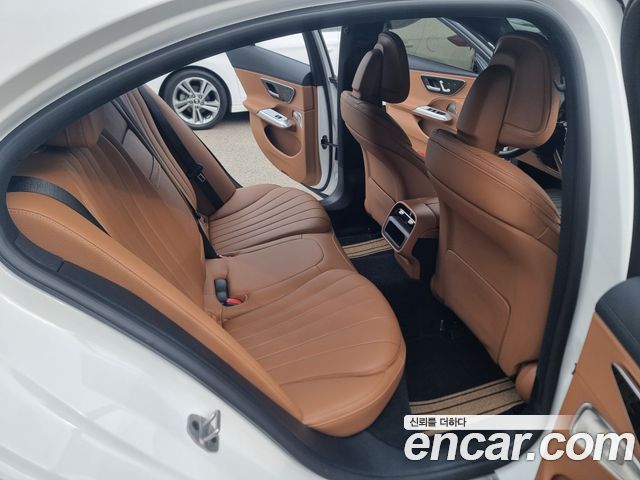 Mercedes-Benz E-Class (W214) E300 4MATIC Exclusive 2024 — фото 16