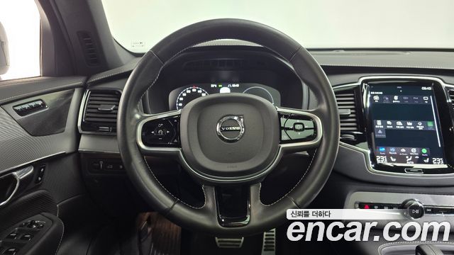 Volvo XC90 (II) T8 R-Design Hybrid 2021 — фото 17