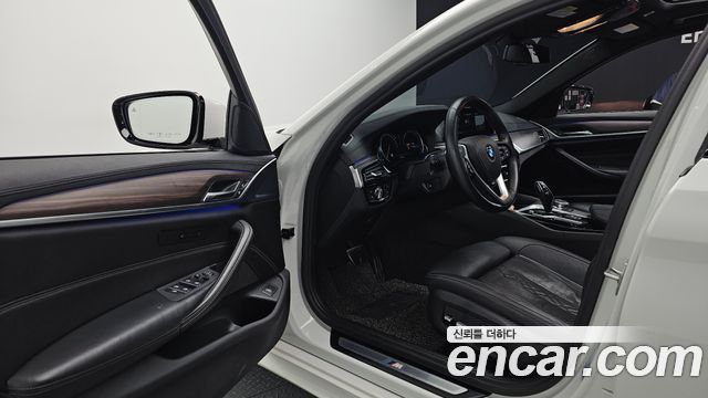 BMW 5 Series (G30) 520d M Sport Package Plus 2017 — фото 10