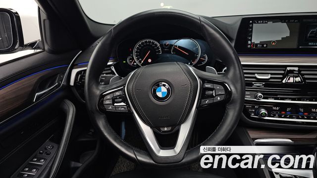 BMW 5 Series (G30) 520d M Sport Package Plus 2017 — фото 13