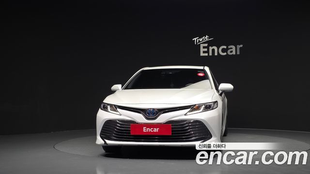 Toyota Camry (XV70) 2.5 LE Hybrid 2019 — фото 3
