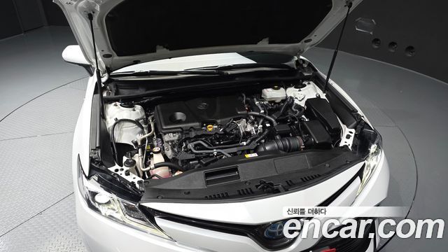 Toyota Camry (XV70) 2.5 LE Hybrid 2019 — фото 6