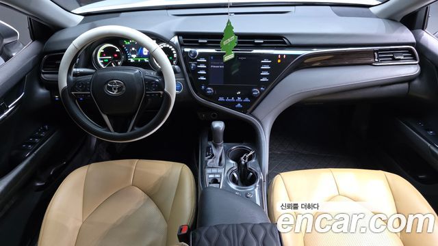 Toyota Camry (XV70) 2.5 LE Hybrid 2019 — фото 7