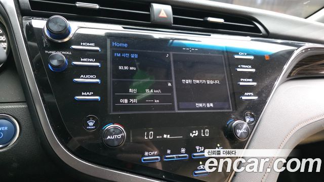 Toyota Camry (XV70) 2.5 LE Hybrid 2019 — фото 15