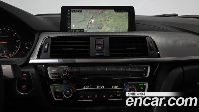 BMW 3 Series (F30) 320i M Sport Shadow 2018 — фото 12