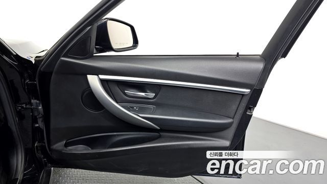 BMW 3 Series (F30) 320i M Sport Shadow 2018 — фото 24