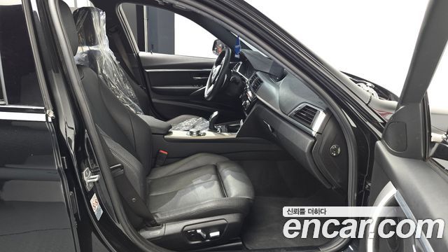 BMW 3 Series (F30) 320i M Sport Shadow 2018 — фото 26
