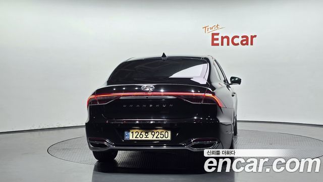 Hyundai Grandeur (IG) 3.0 LPi Rent Car Exclusive 2022 — фото 4