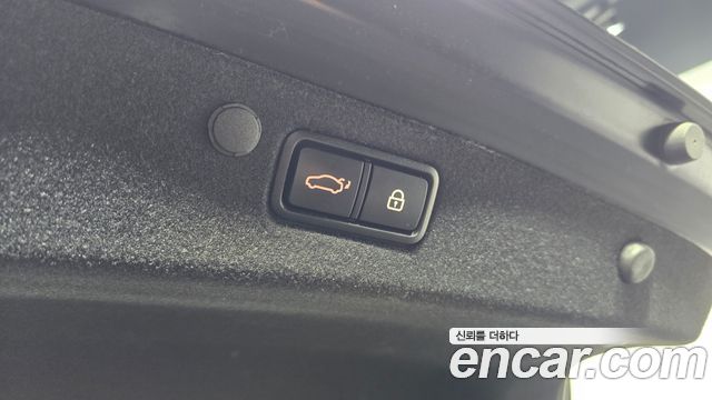 Hyundai Grandeur (IG) 3.0 LPi Rent Car Exclusive 2022 — фото 18