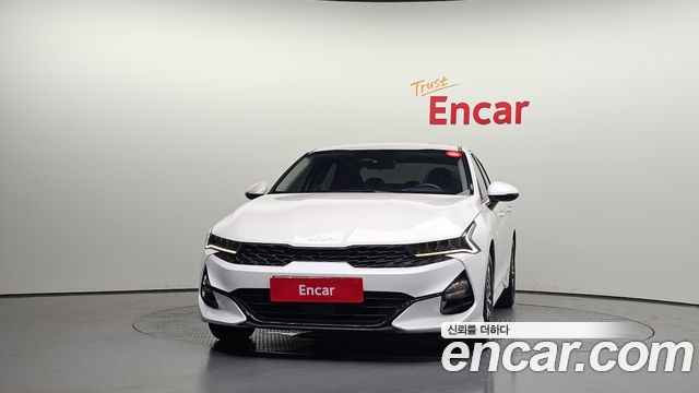 Kia K5 (III) 2.0 Trendy 2023 — фото 3