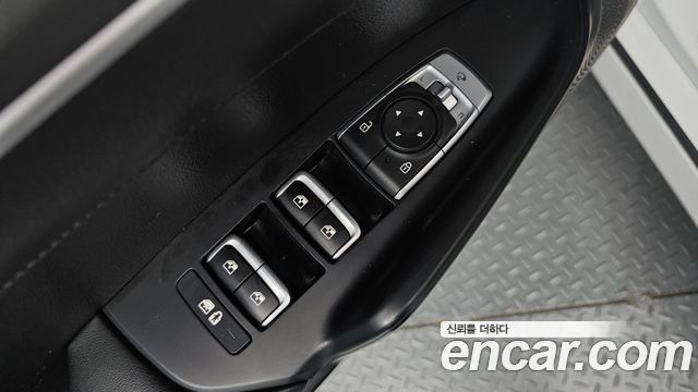 Kia K5 (III) 2.0 Trendy 2023 — фото 12