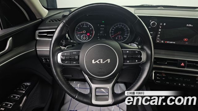 Kia K5 (III) 2.0 Trendy 2023 — фото 16