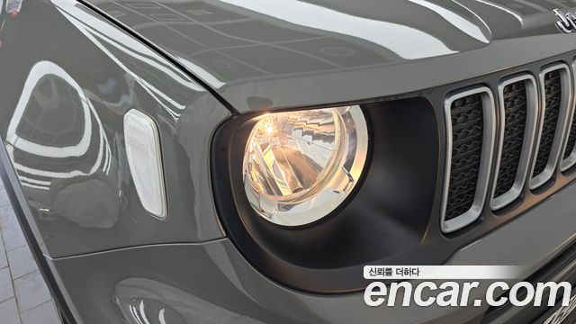 Jeep Renegade 1.3 Longitude 2022 — фото 22