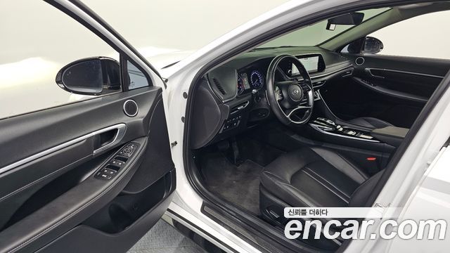Hyundai Sonata (DN8) 2.0 Premium Plus 2022 — фото 10