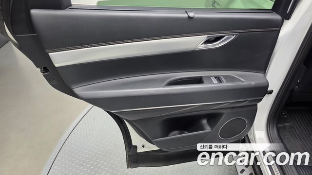 Genesis GV80 2.5T Gasoline AWD 2023 — фото 25