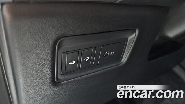 Land Rover Range Rover Sport (II) 3.0 SDV6 HSE 2016 — фото 18