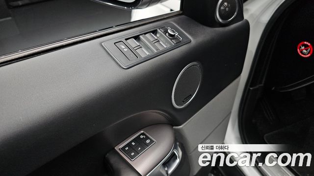 Land Rover Range Rover Sport (II) 3.0 SDV6 HSE 2016 — фото 20