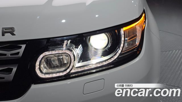 Land Rover Range Rover Sport (II) 3.0 SDV6 HSE 2016 — фото 22