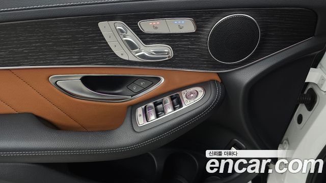 Mercedes-Benz GLC-Class (X253) GLC300 4MATIC 2022 — фото 27