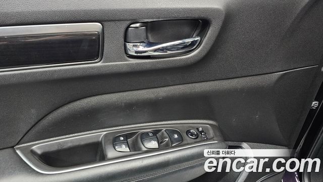 Renault Korea QM6 Gasoline 2WD RE Signature 2019 — фото 28