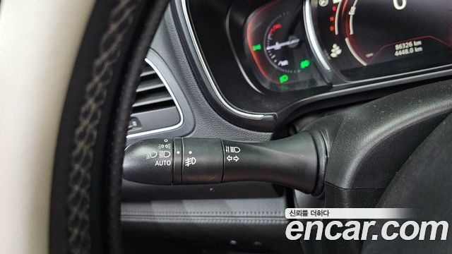 Renault Korea QM6 Gasoline 2WD RE Signature 2019 — фото 29