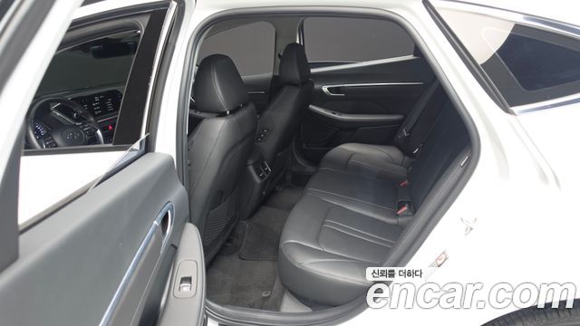 Hyundai Sonata (DN8) 2.0 Premium Plus 2022 — фото 16