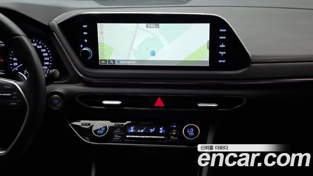 Hyundai Sonata (DN8) 2.0 Premium Plus 2022 — фото 18