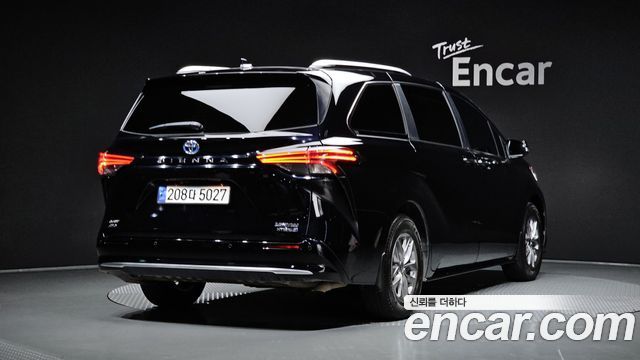 Toyota Sienna (IV) 2.5 Hybrid AWD 2024 — фото 2