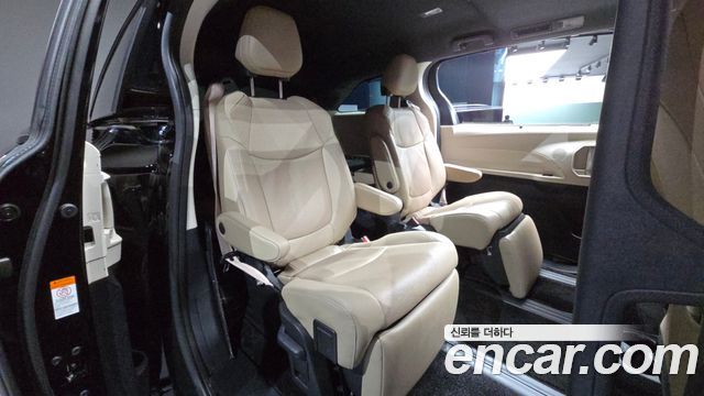 Toyota Sienna (IV) 2.5 Hybrid AWD 2024 — фото 15