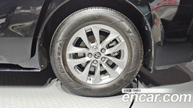 Toyota Sienna (IV) 2.5 Hybrid AWD 2024 — фото 27