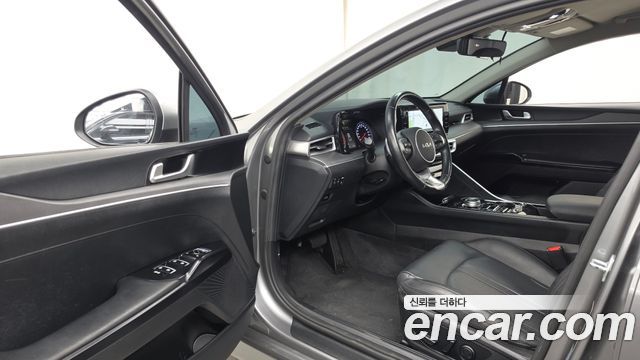 Kia K5 (III) 2.0 Prestige 2022 — фото 10
