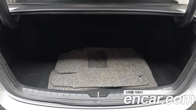 Kia K5 (III) 2.0 Prestige 2022 — фото 20